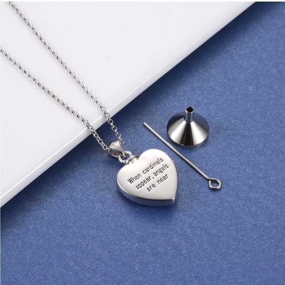 18k 925 Cardinal Bracelet Urn Keepsake Loved Ones Memorial Jewelry - Picture 8 of 11